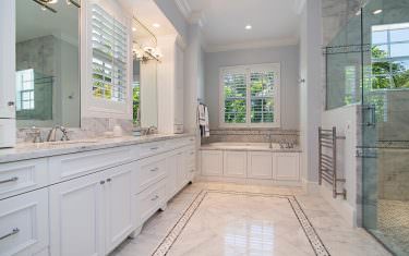 316-3rd-Ave-N-Naples-FL-34102-large-008-MasterBath-1500x1000-72dpi