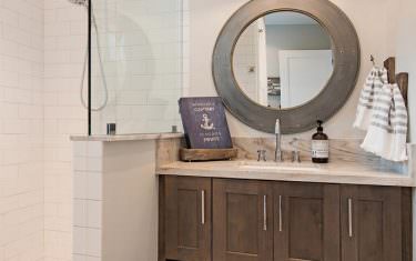 414-Palm-Court-Naples-FL-34108-large-011-1-GuestBath-668x1000-72dpi