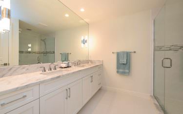 830-Rue-De-Ville-Naples-FL-print-011-Master-Bath-4200x2804-300dpi