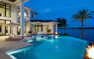 990-Scott-Dr-Pool 2